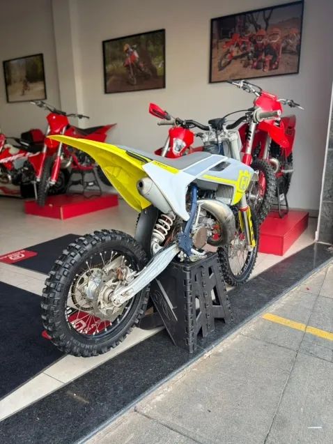 HUSQVARNA TC 85 - Foto 2