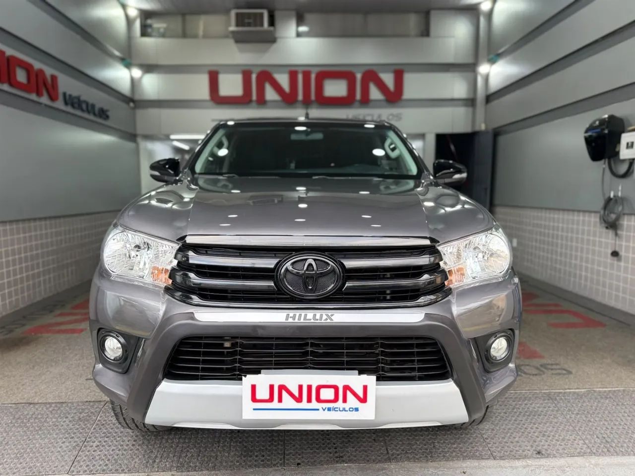 Toyota Hilux CD SRV 4X4 2.7 AT FLEX 2017