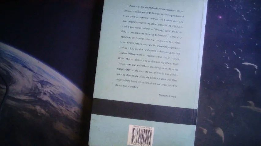 Livro Cadernos do Cárcere -Gramsci - Foto 2