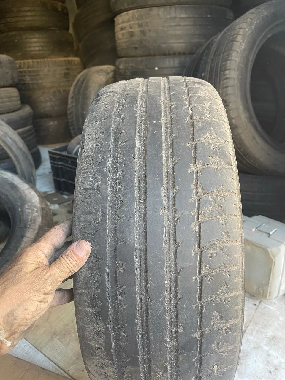 Pneus várias marca e numerações 14, 15, 16, 17, 18 e 19 ( Leia o anúncio) - Foto 2