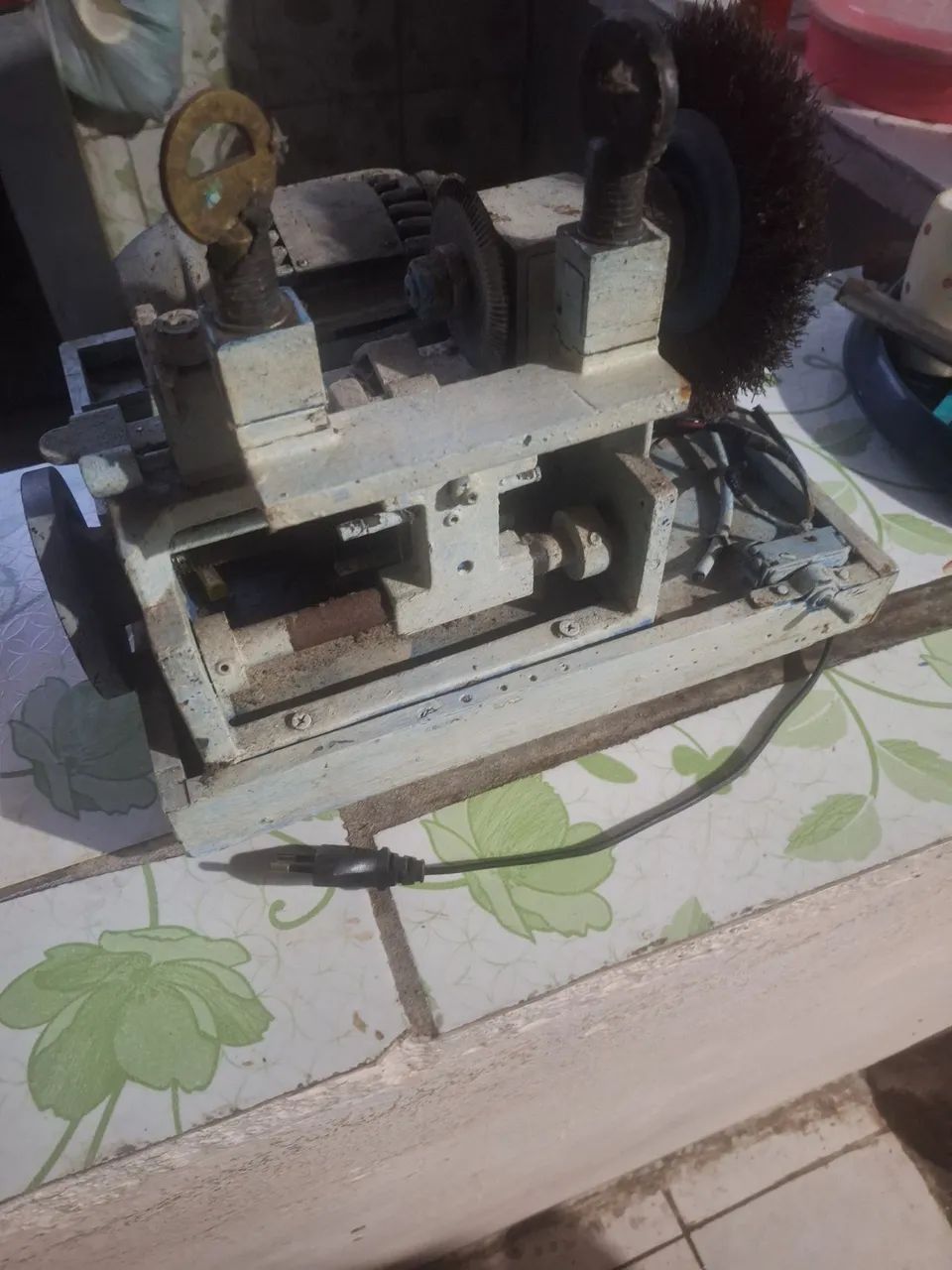 Vendo maquina de copia de chaves , - Foto 3