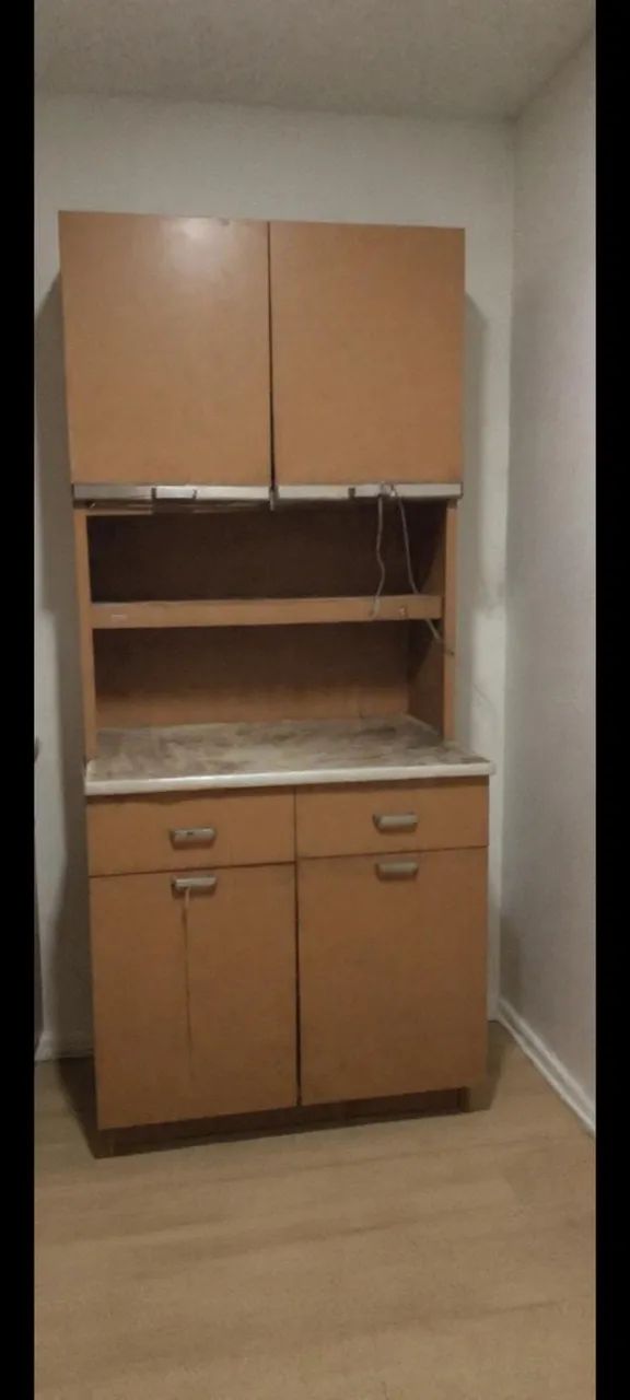 Armário antigo anos 60/70