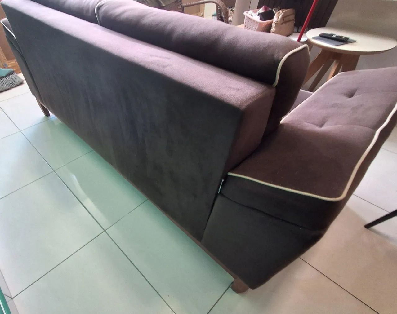 Vendo sofá com capa - Foto 3