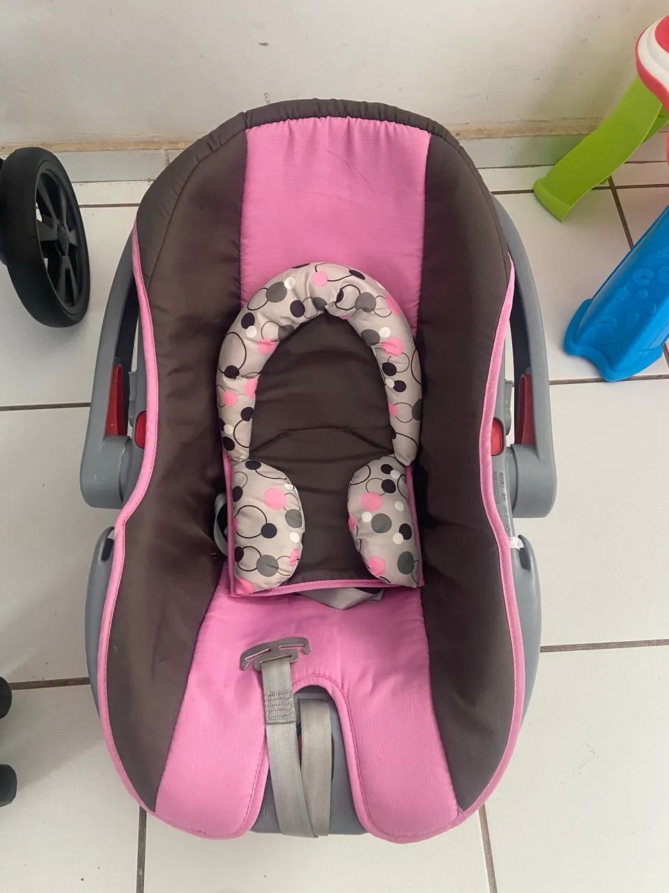 Carrinho de bebê e bebê conforto  - Foto 5