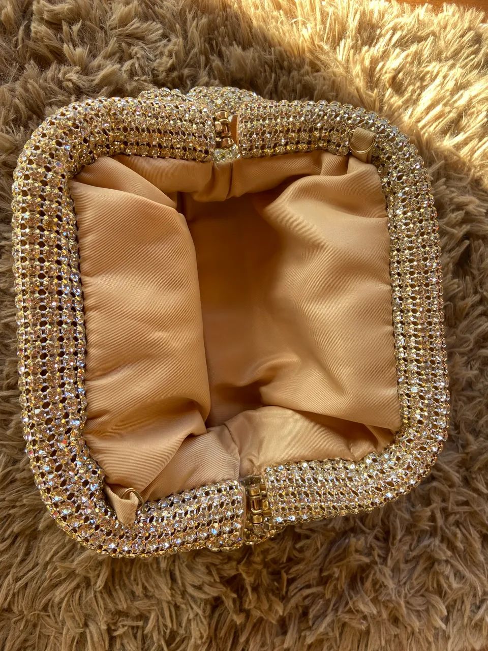 Bolsa Cluth de mão e ombro, strass dourada, Nova - Foto 2