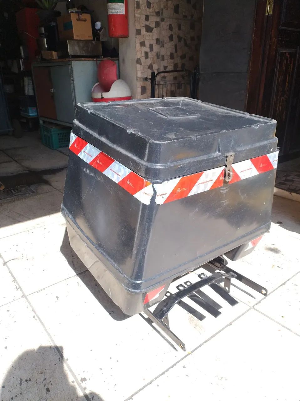 Bauleto 135 litros com suporte  - Foto 3