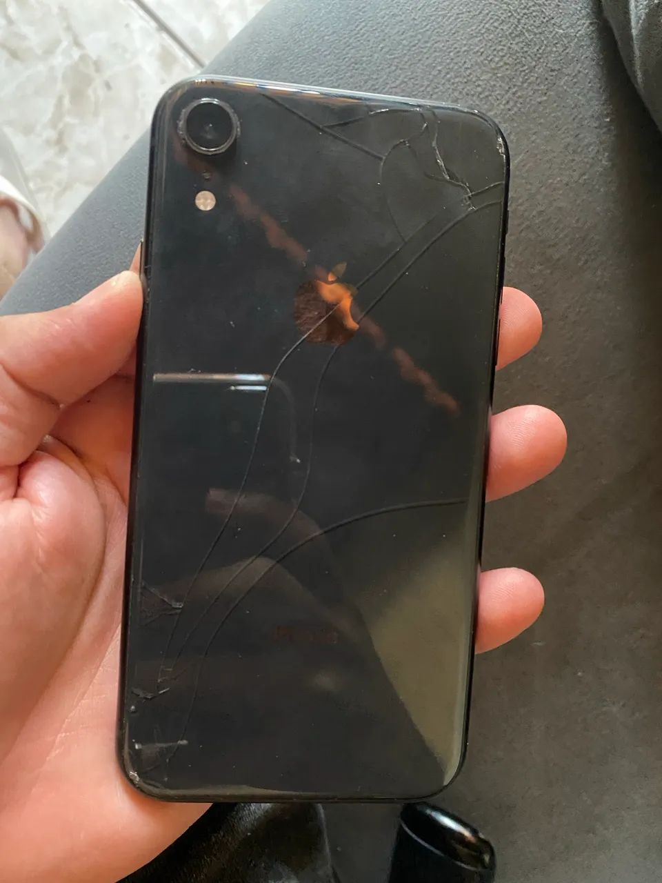 Vendo iPhone XR - Foto 3