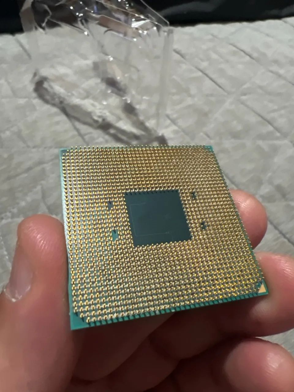  Processador AMD Ryzen 3 3200G - Foto 2