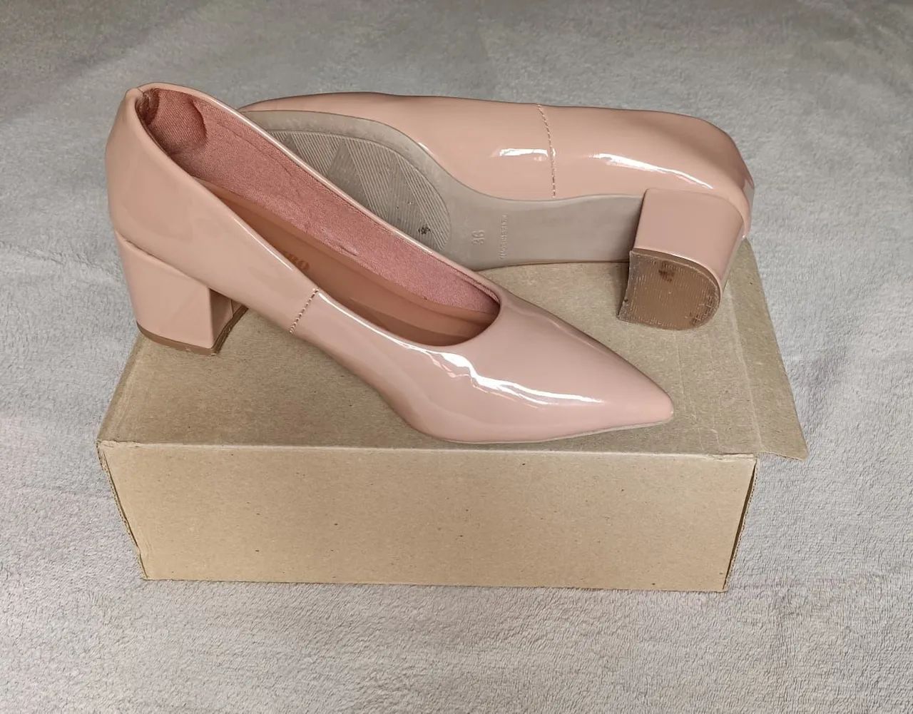 Scarpin nude salto bloco 5cm - Foto 4