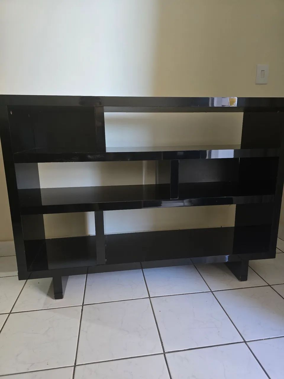 RACK LAQUEADO PRETO