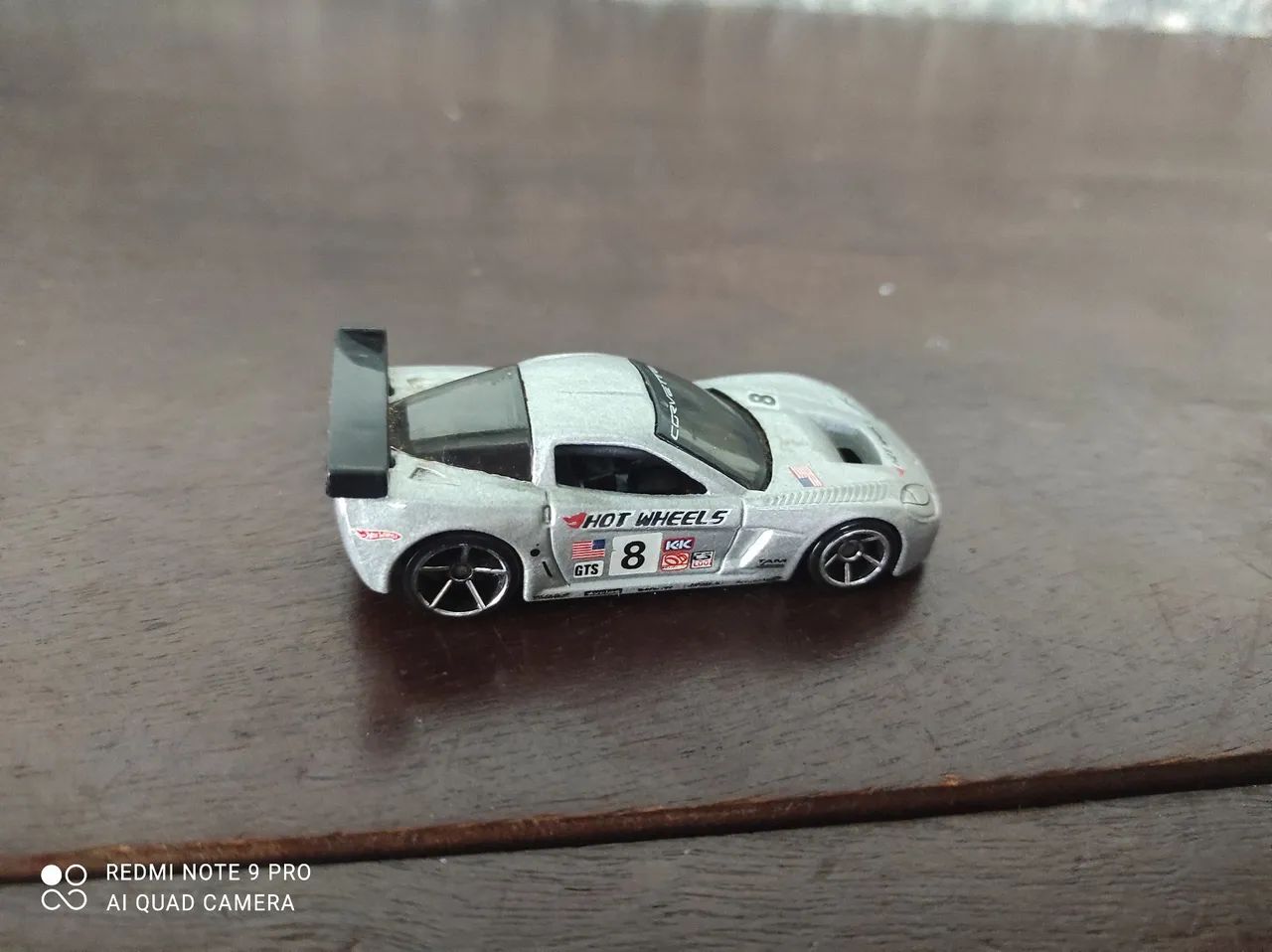 Hot Wheels Corvette C6R 2006 First Editions - Foto 2