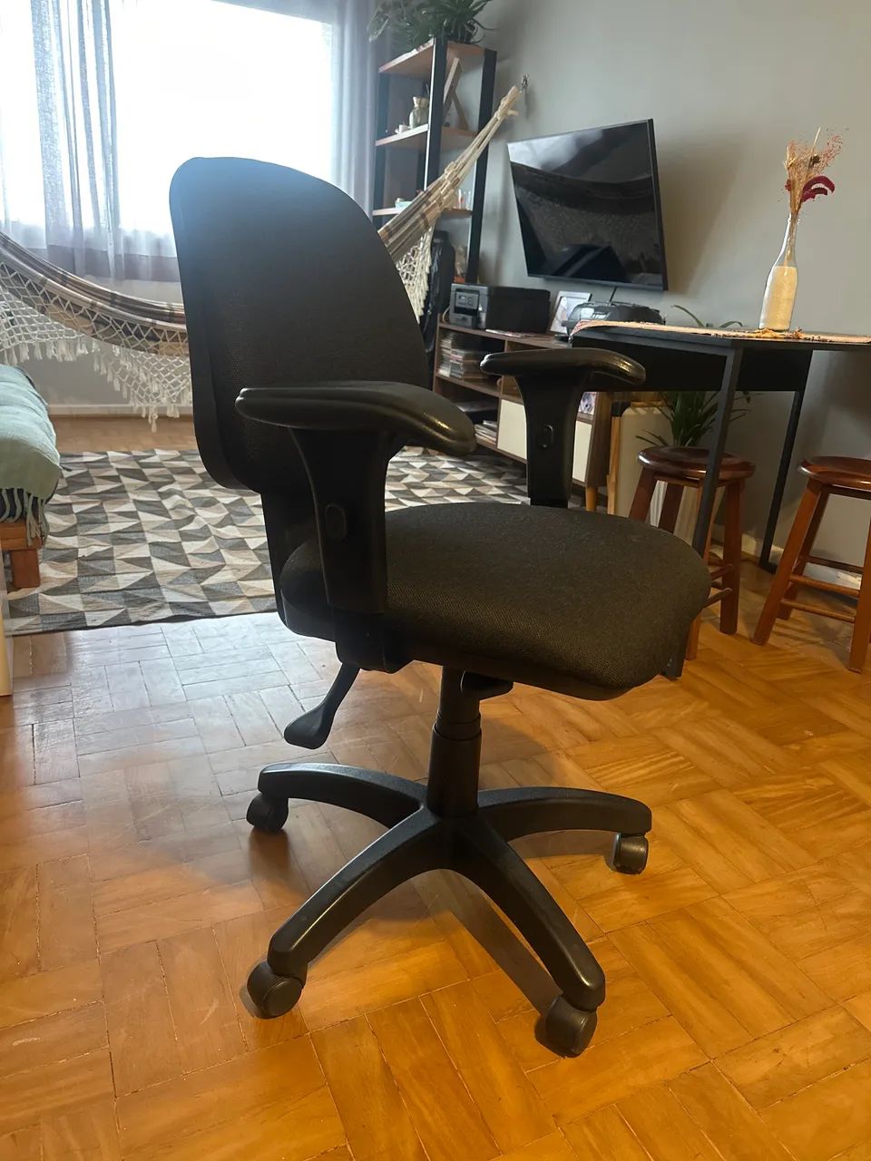 cadeira escritorio ergonômica flexform - Foto 2