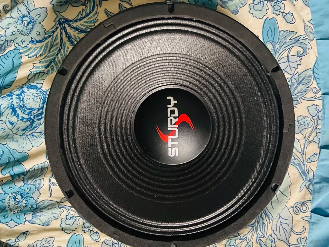 MÉDIO GRAVE STURDY 200 RMS 12"