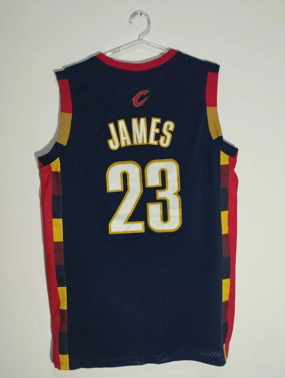 CAMISA RETRÔ BASQUETE CLEVELAND CAVALIERS - Foto 2