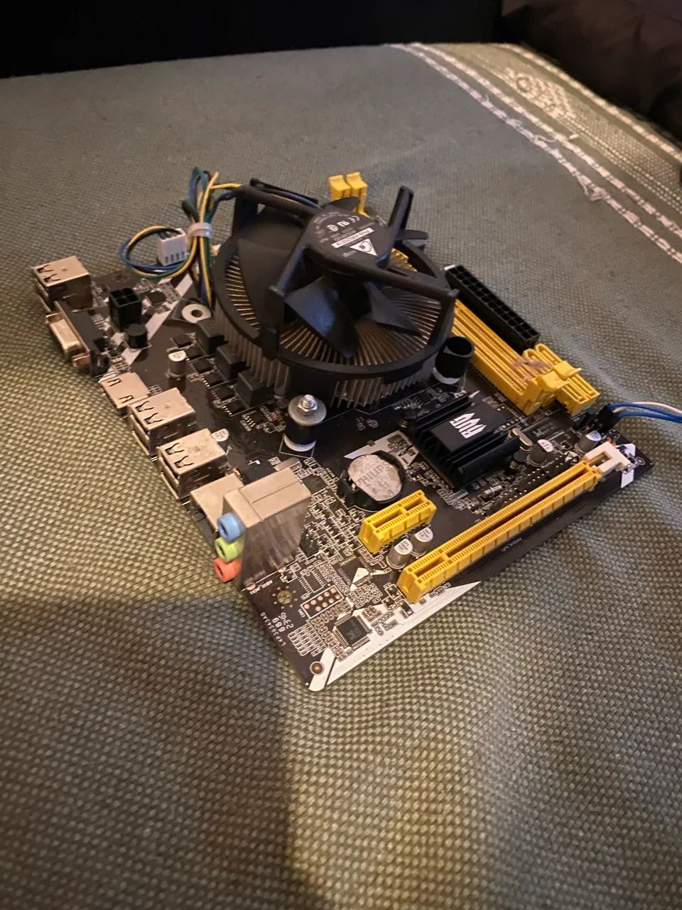 Placa-mãe Intel i3-540 + 4gb RAM DDR3
