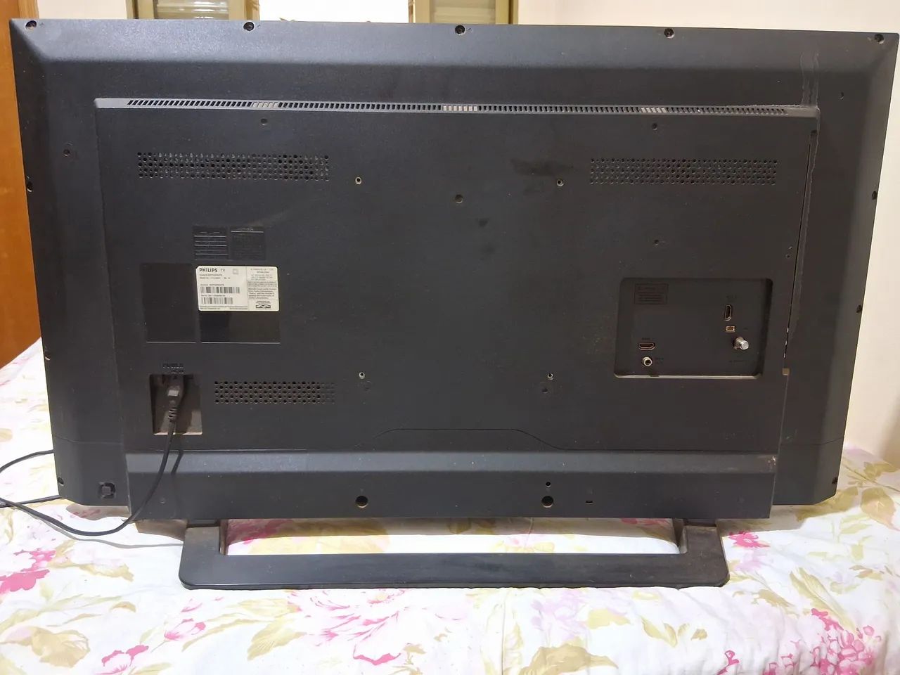 VENDO TV PHILIP'S 42 POLEGADAS NÃO É SMART - Foto 2