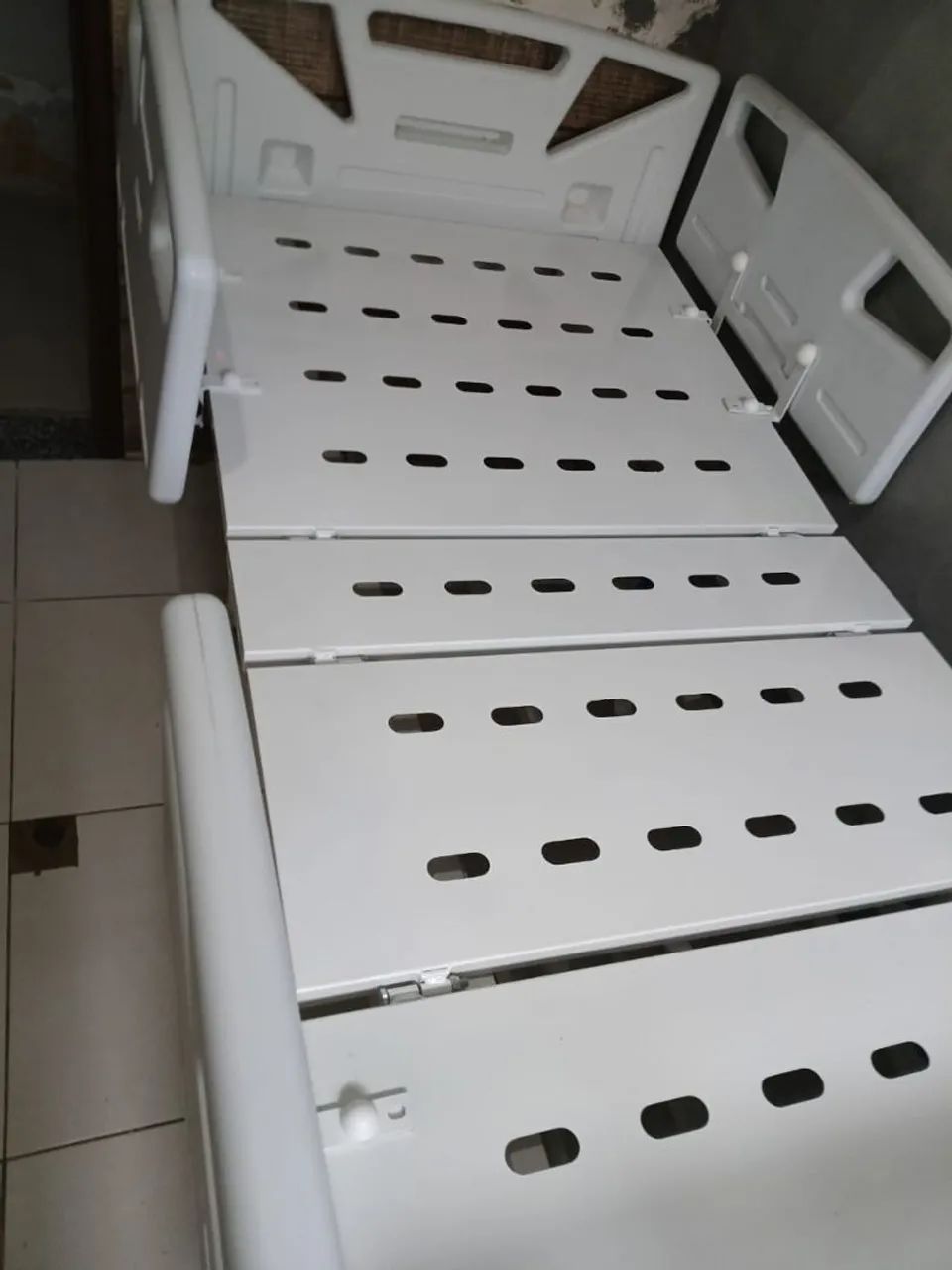 Cama Hospitalar Manual 2024 - Foto 2