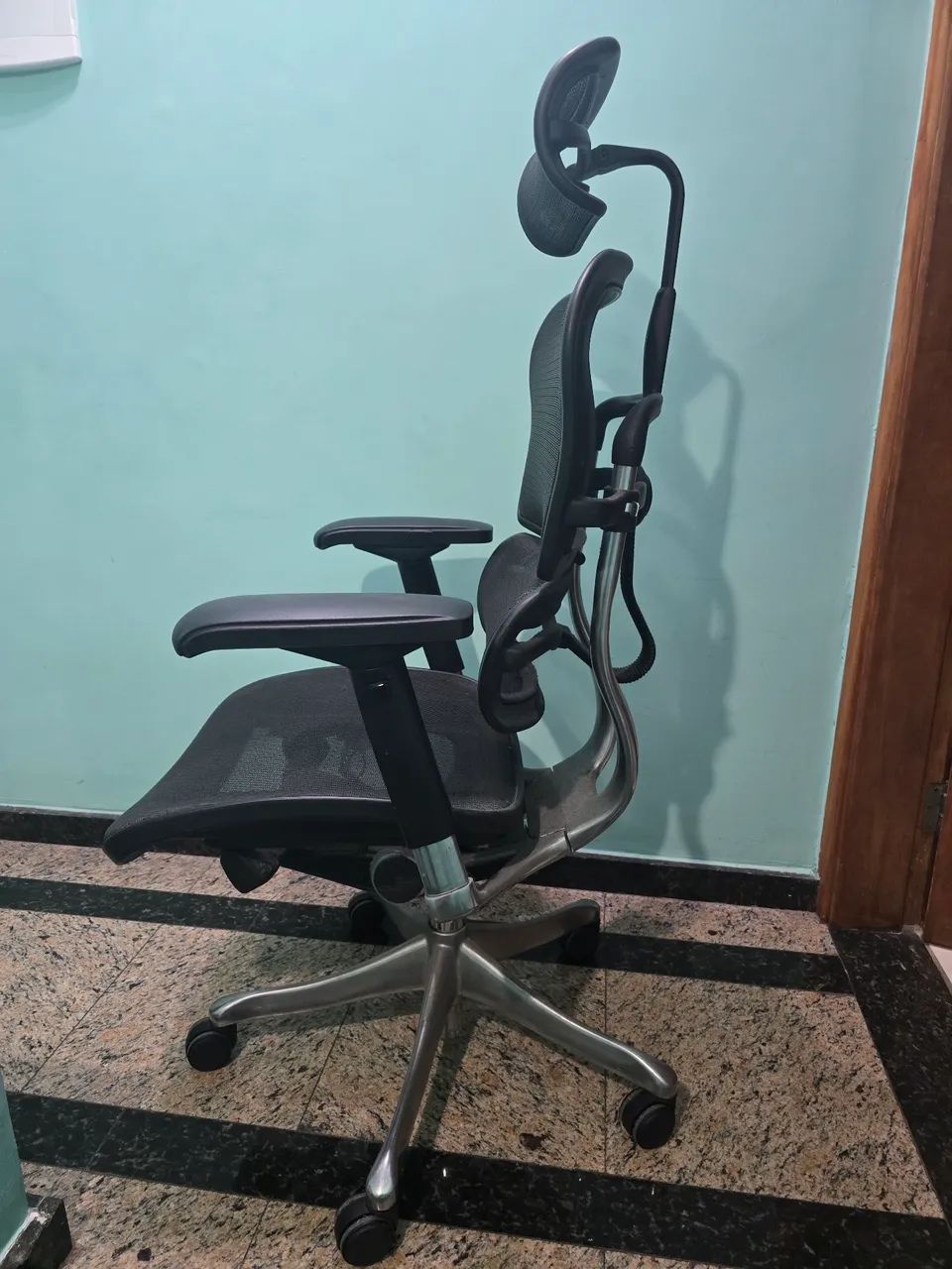 Cadeira Ergonômica - Ergohuman Ultra - Conforto, Tecnologia e Suporte Ergonômico Avançado
