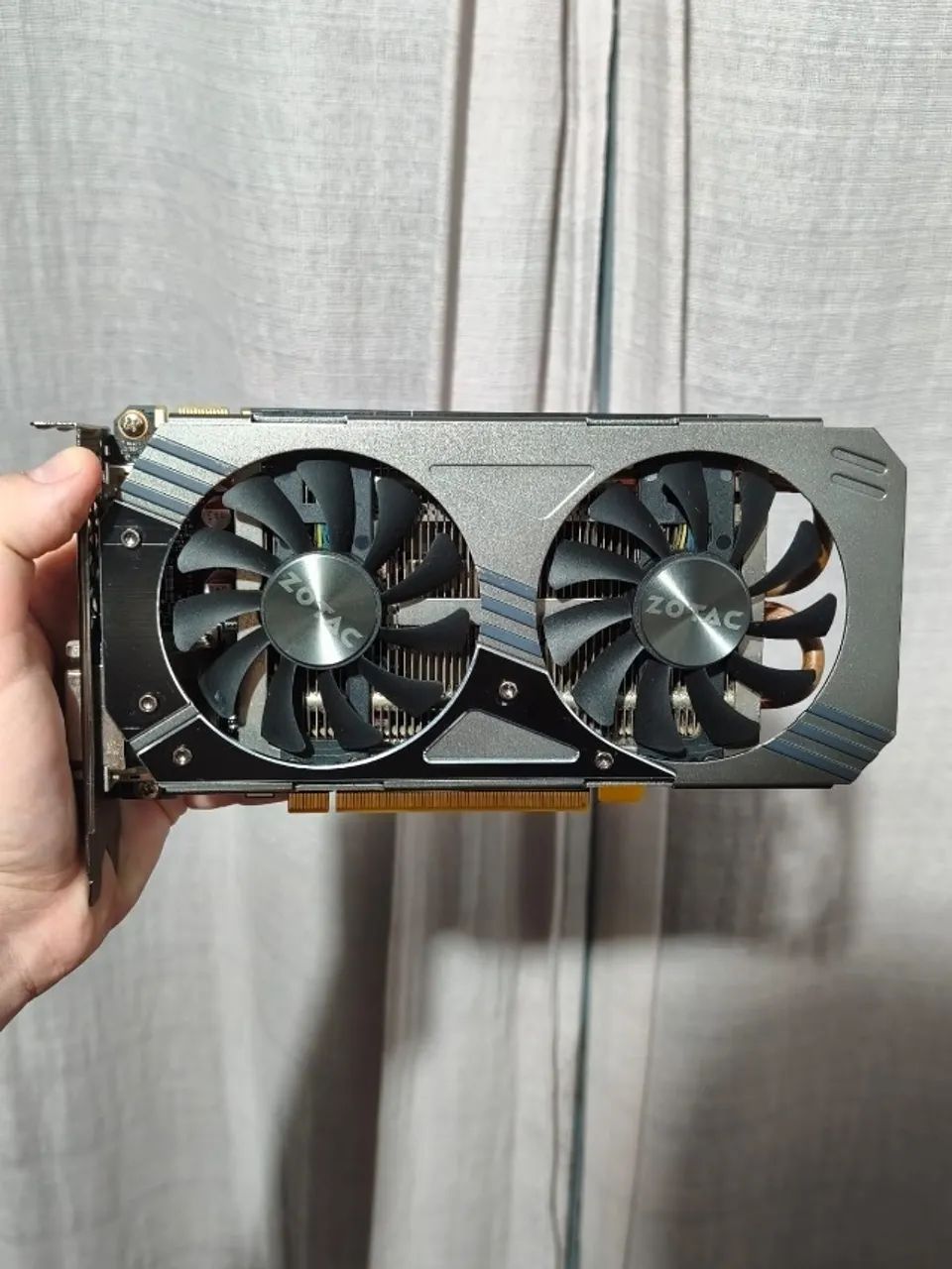 Placa de Vídeo (COM DEFEITO)