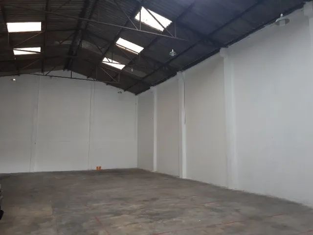 Barracão / Galpão 400m2 Parolin - Próximo a Marechal  - Foto 3