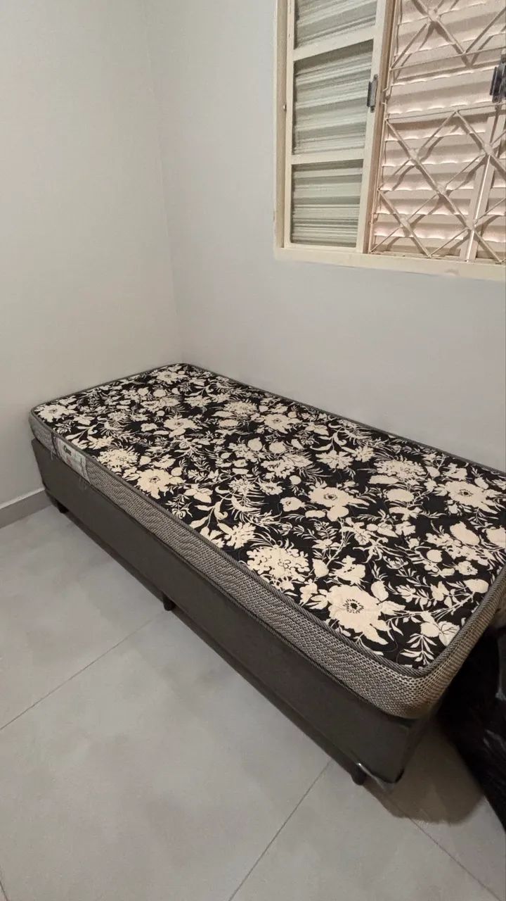 Cama + colchão 