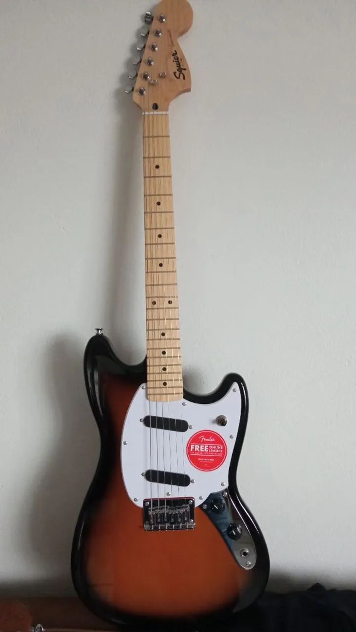 Squier Mustang 