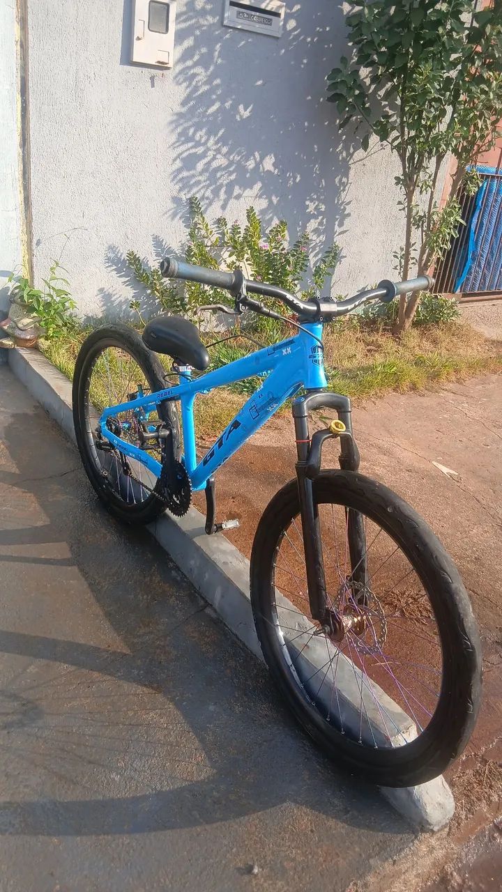 Bicicleta gta 1 mes de uso 