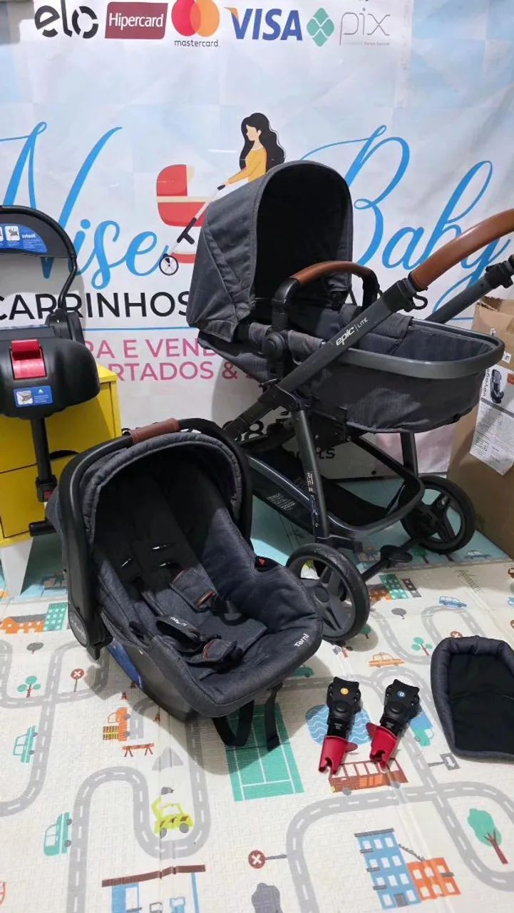 Carrinho e Bebê Conforto com base