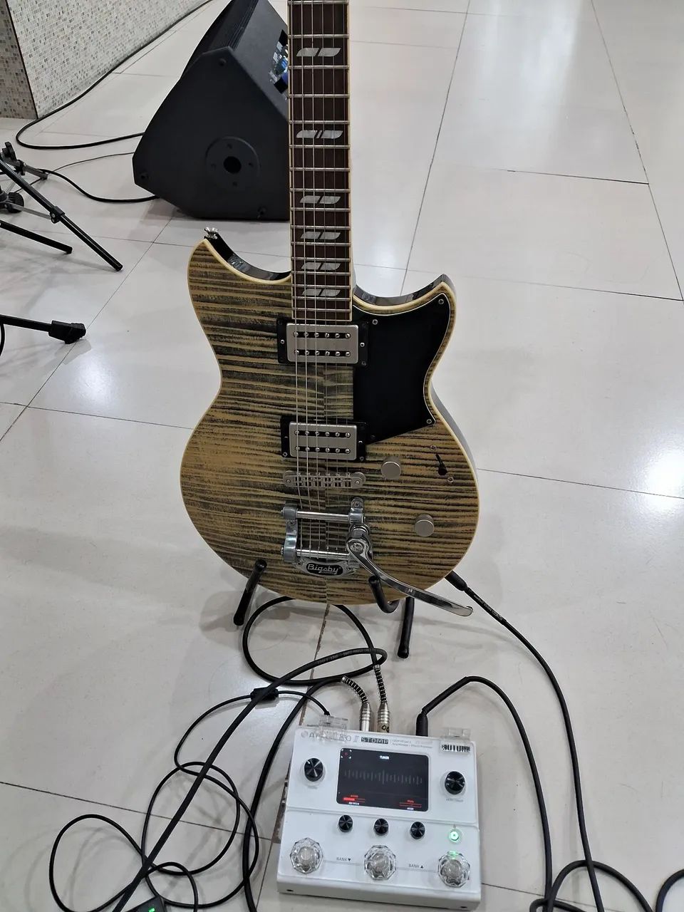 Guitarra Yamaha revstar  - Foto 5