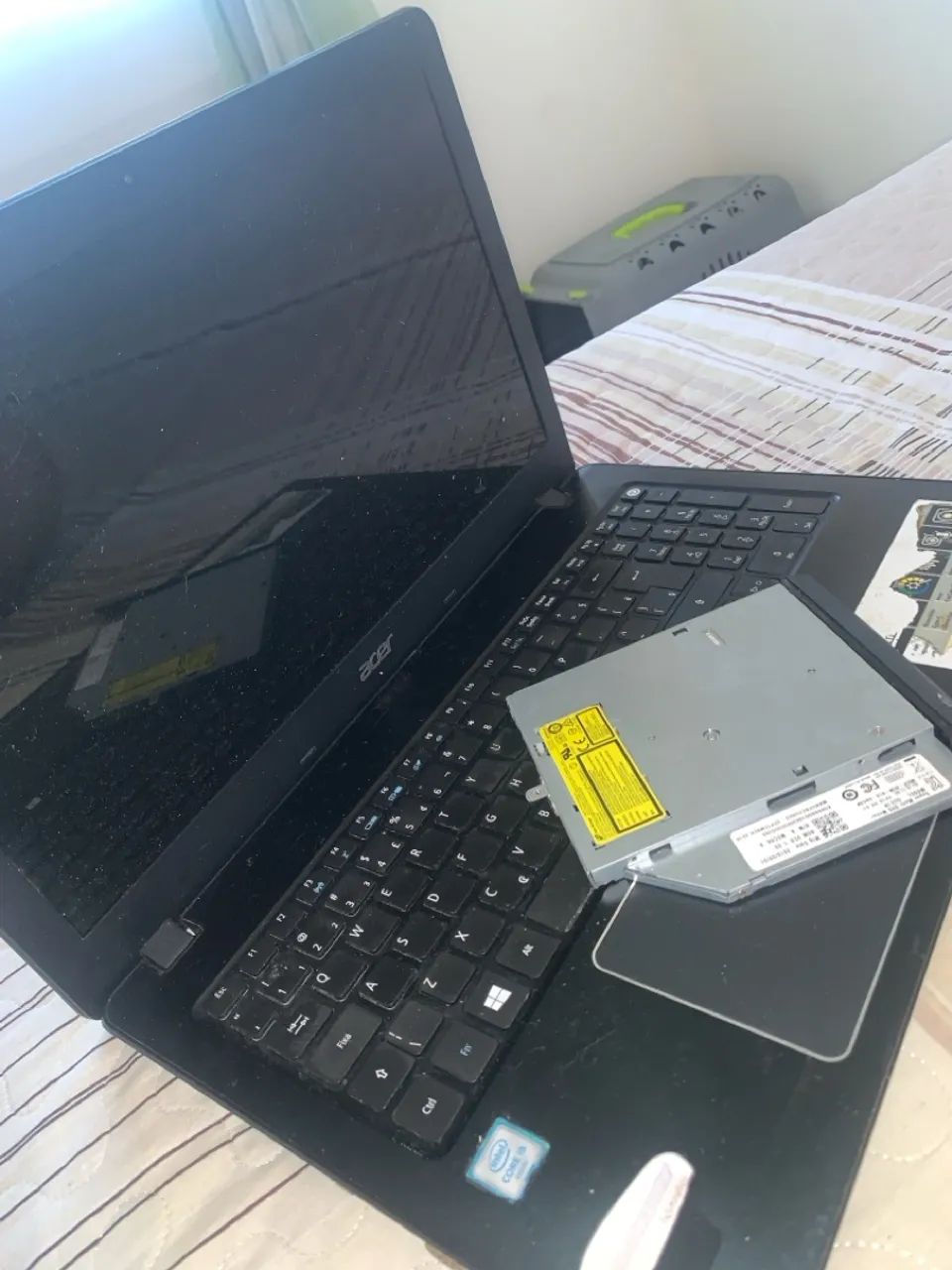 Notebook Acer para retirada de peças 