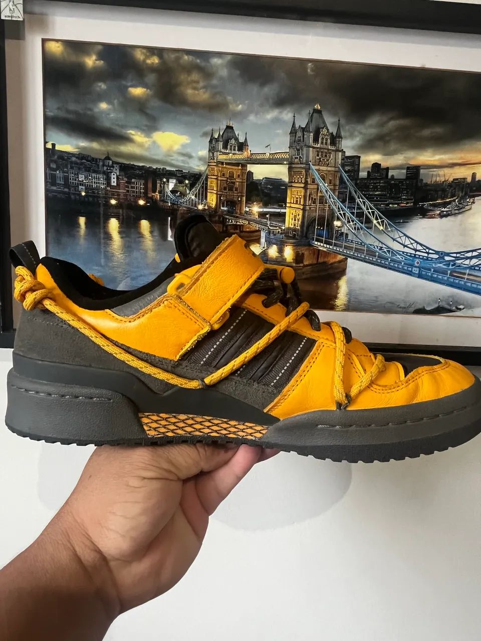 ADIDAS FÓRUM 84 CAMP LOW  - Foto 4