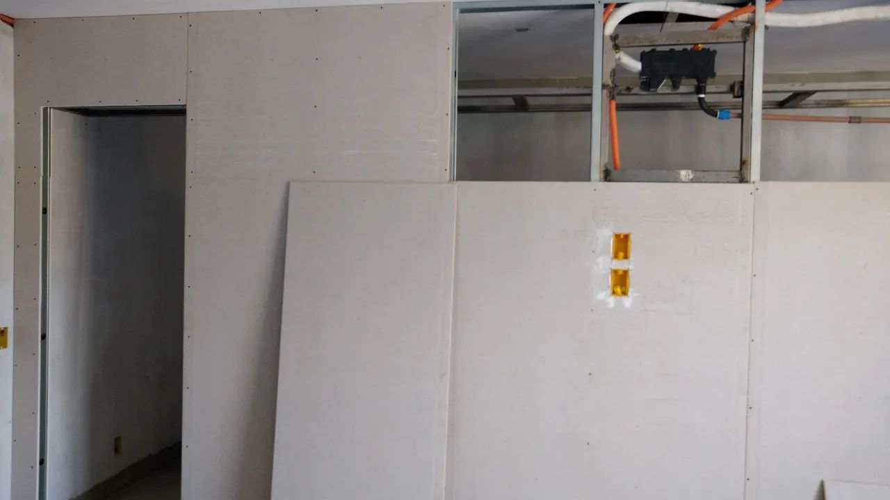 Trabalho de drywall com pintura  - Foto 3