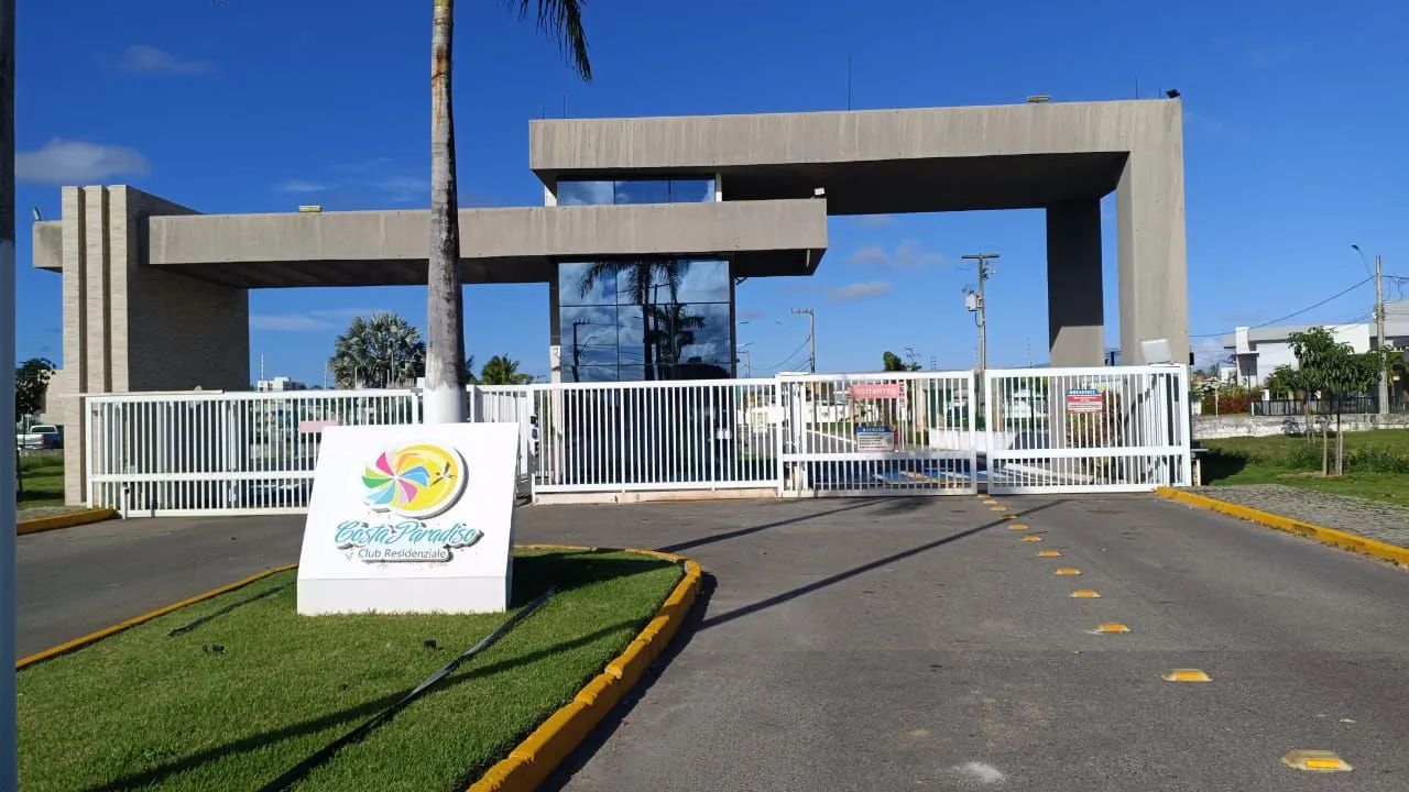 Casa em condomínio fechado no Costa Paradiso 