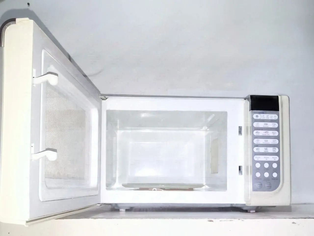 Microondas Electrolux 23L / 220v (Entrega). - Foto 3
