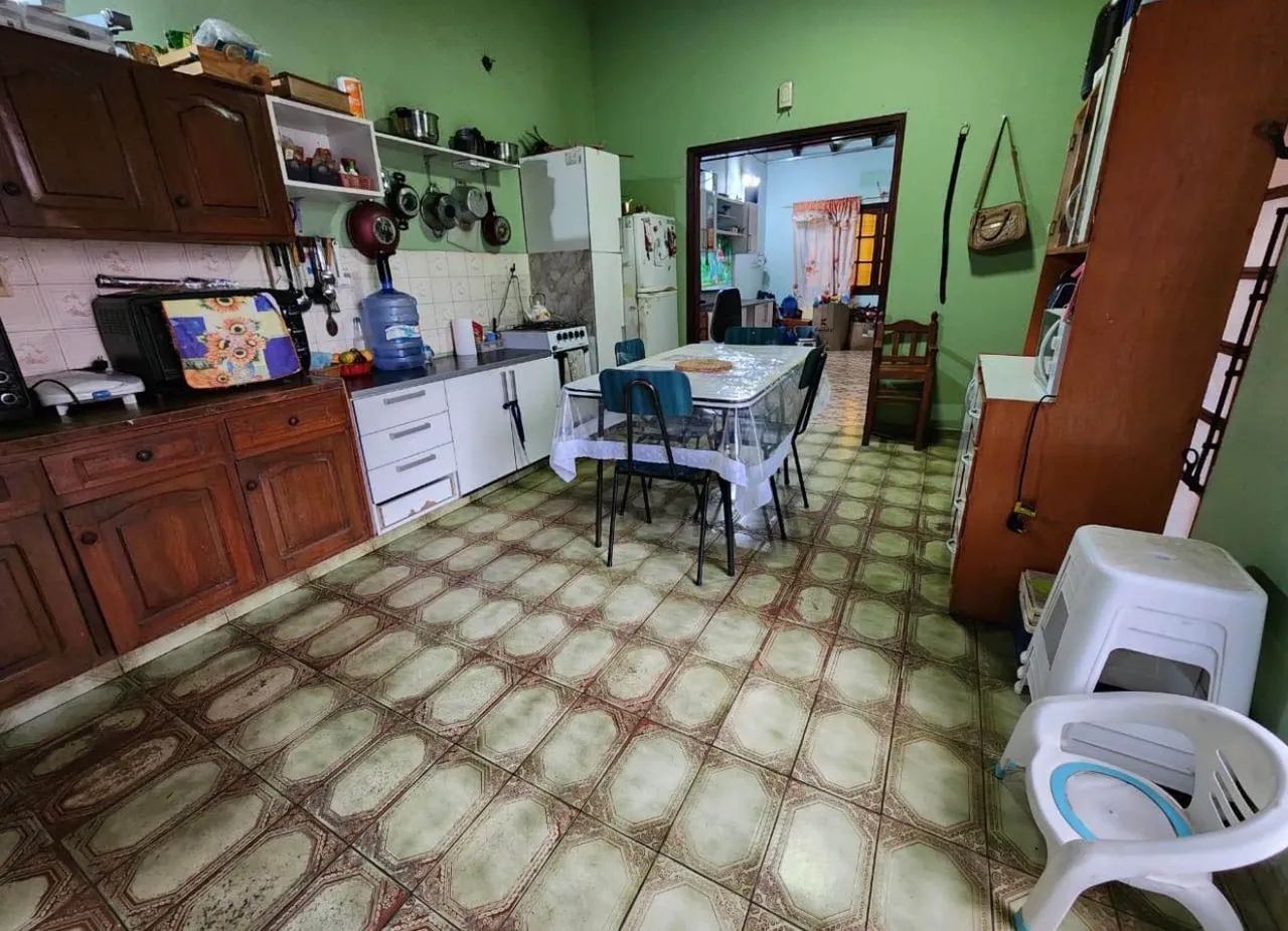 Vende-se Casa na Sacramenta TB