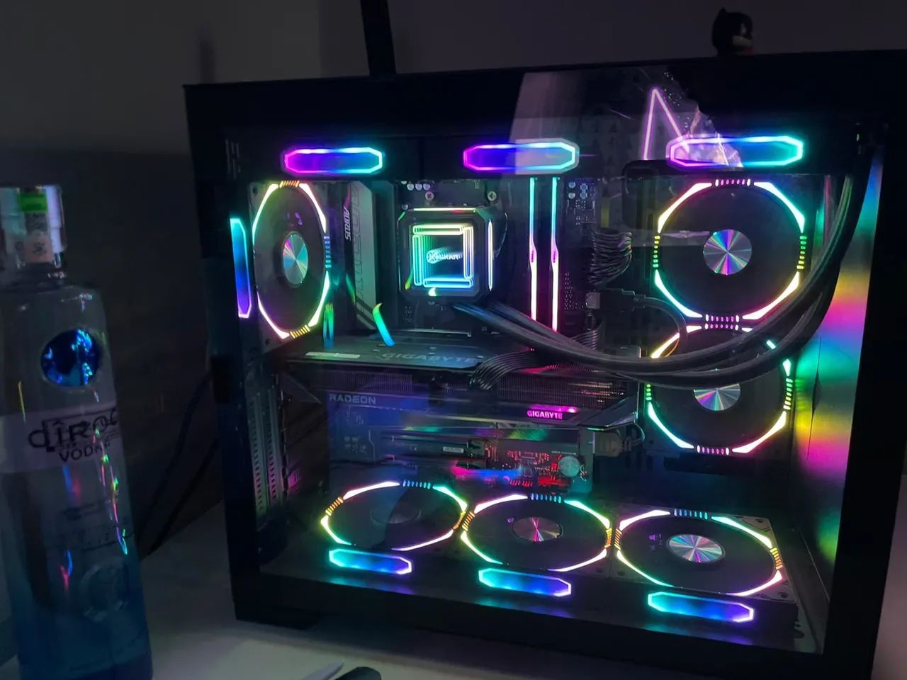 Rx9060XT - Foto 2