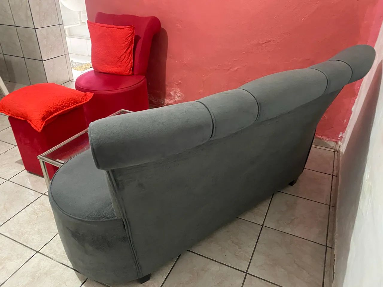 Vendo Sofá 03 lugares - Foto 3