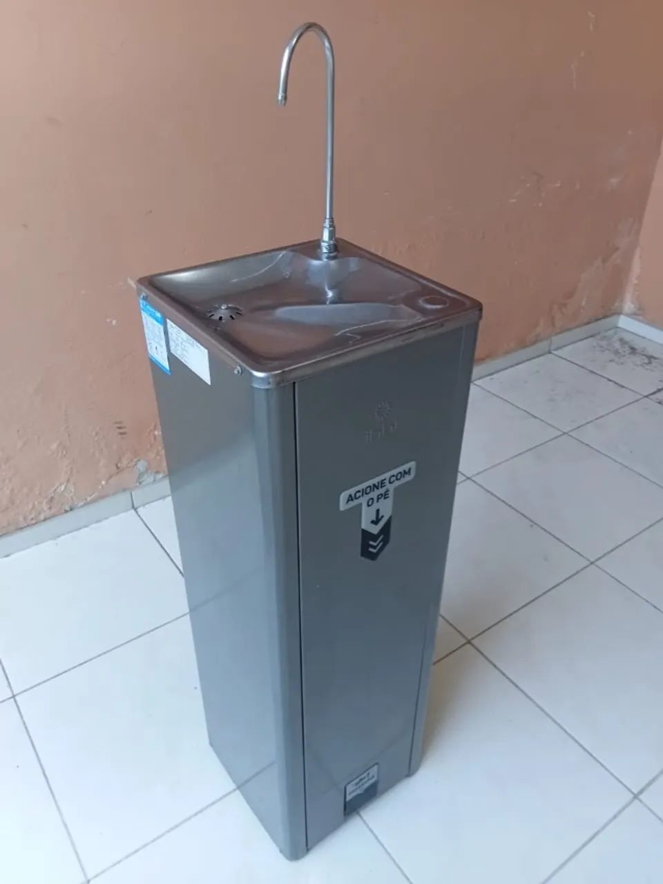 Bebedouro de pressão novo  - Foto 3