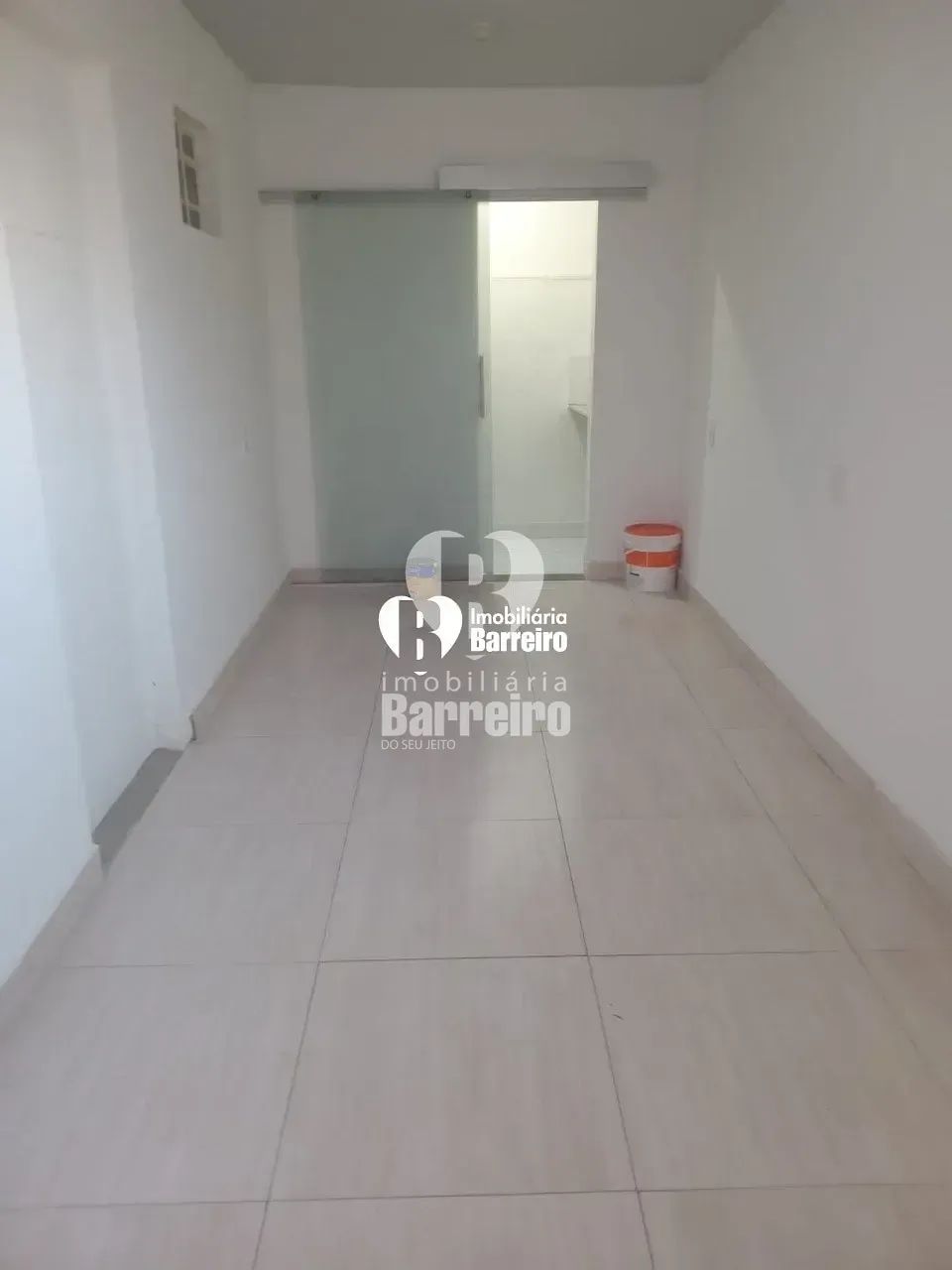 Loja para locação no Centro comercial do Barreiro
