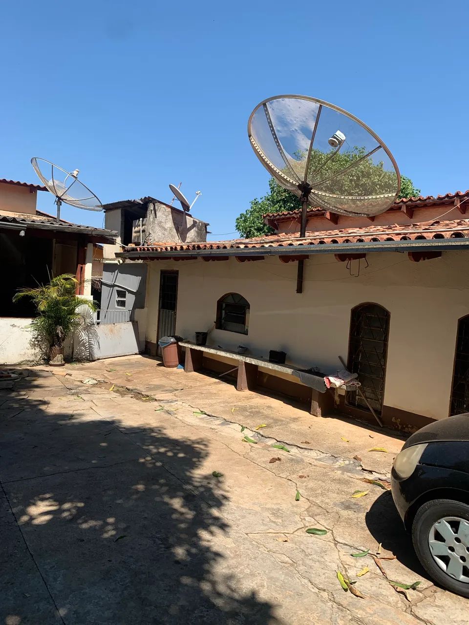 Vendo Lote com 3 casas - Foto 4