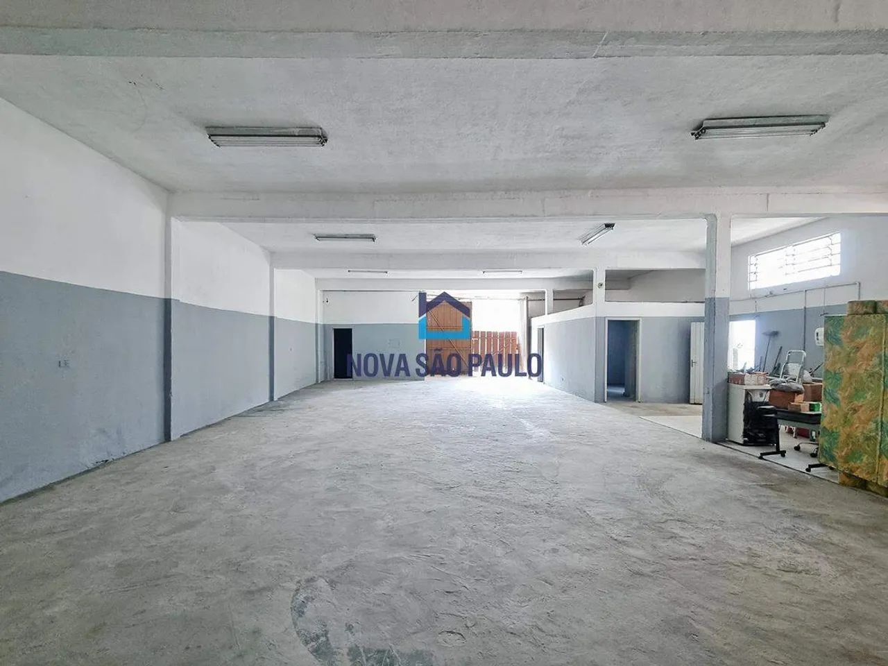 Galpão comercial + Casa à venda, com 528 m² de área total. - Foto 2