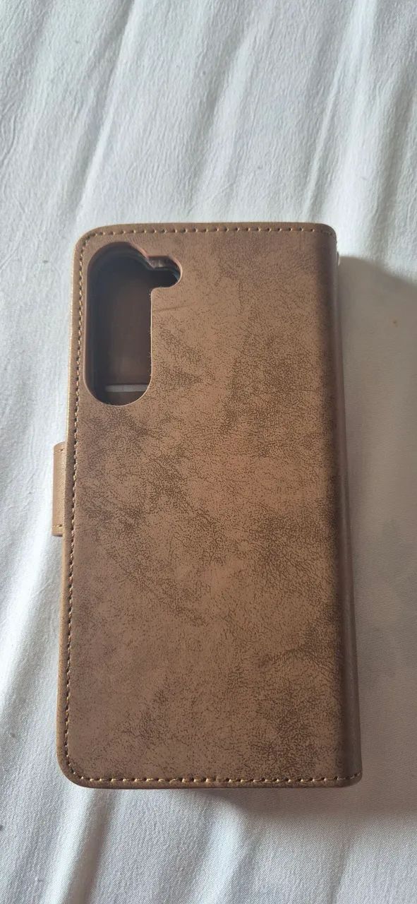 Capa magnética em couro Samsung Galaxy S23+ - Foto 5