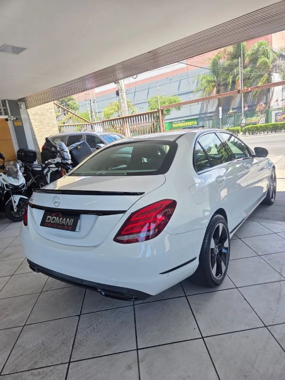 Mercedes-Benz C-200 Avantgarde 2.0 TB 16V 184cv Aut. 2015