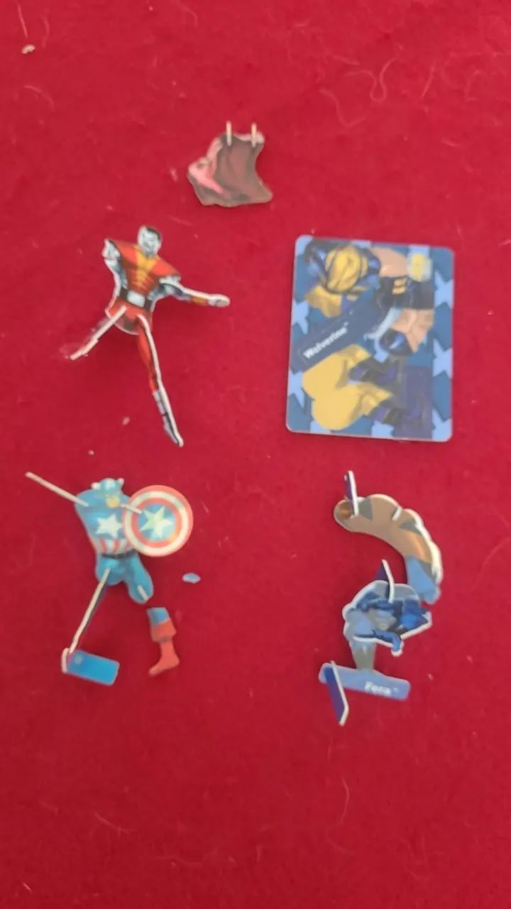Lote com 4 Montáveis Marvel Elma Chips