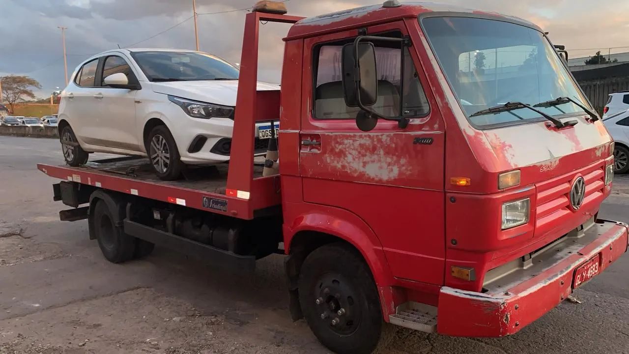 Vendo Caminhão prancha  