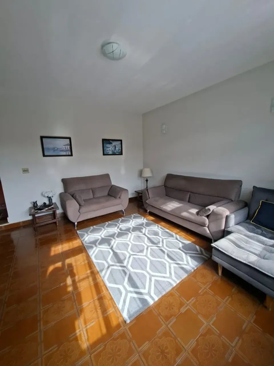 CASA EXCELENTE NO CENTRO DA CIDADE EM RUA TRANQUILA - Foto 5