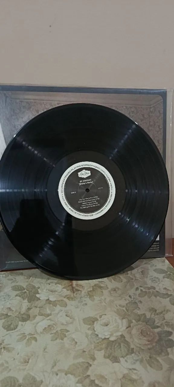 St Vincent - Daddy's Home (LP preto) - Foto 2