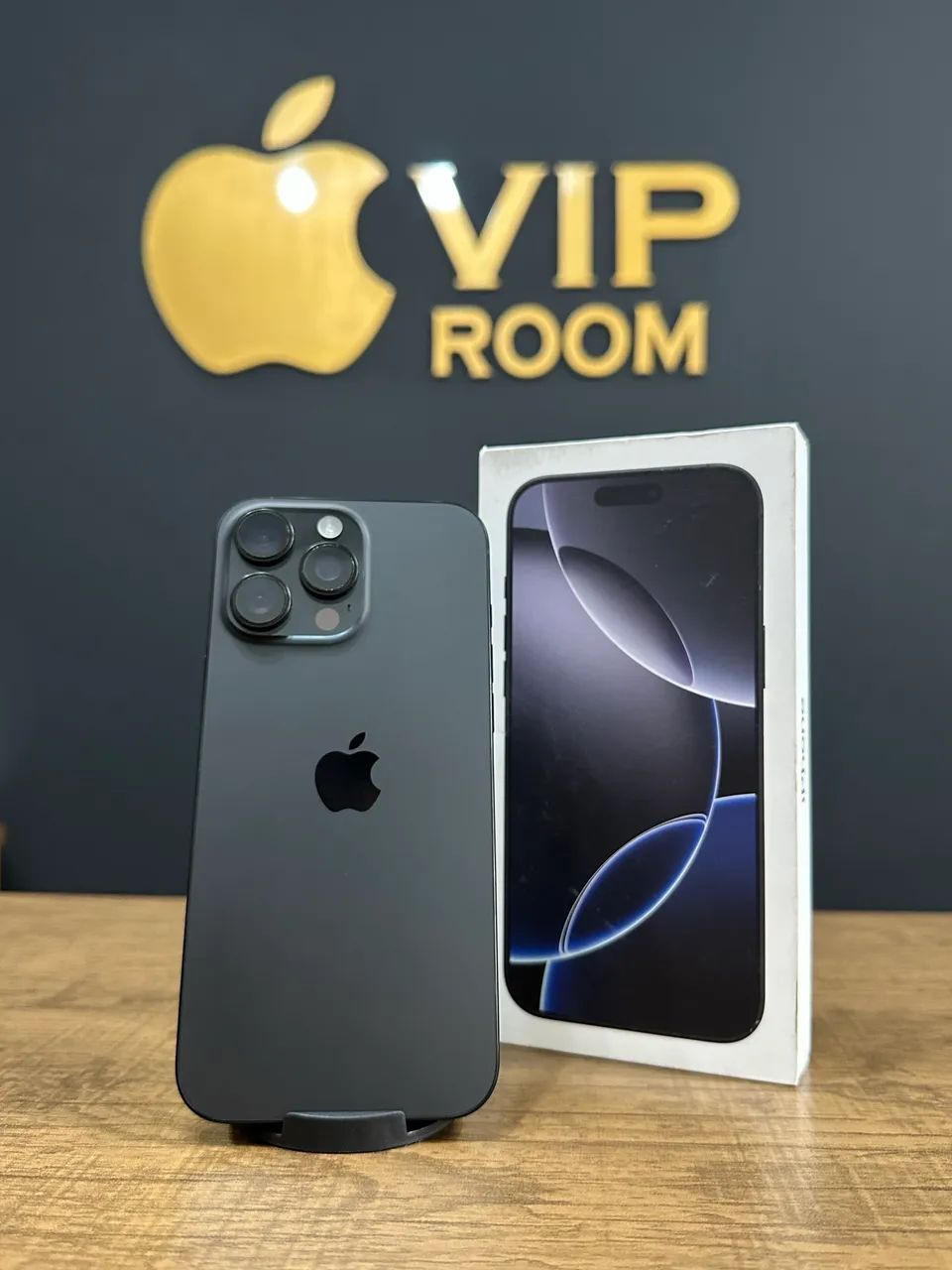 iPhone 16 Pro Max 256gb preto semi novo em excelente estado!! - Foto 3