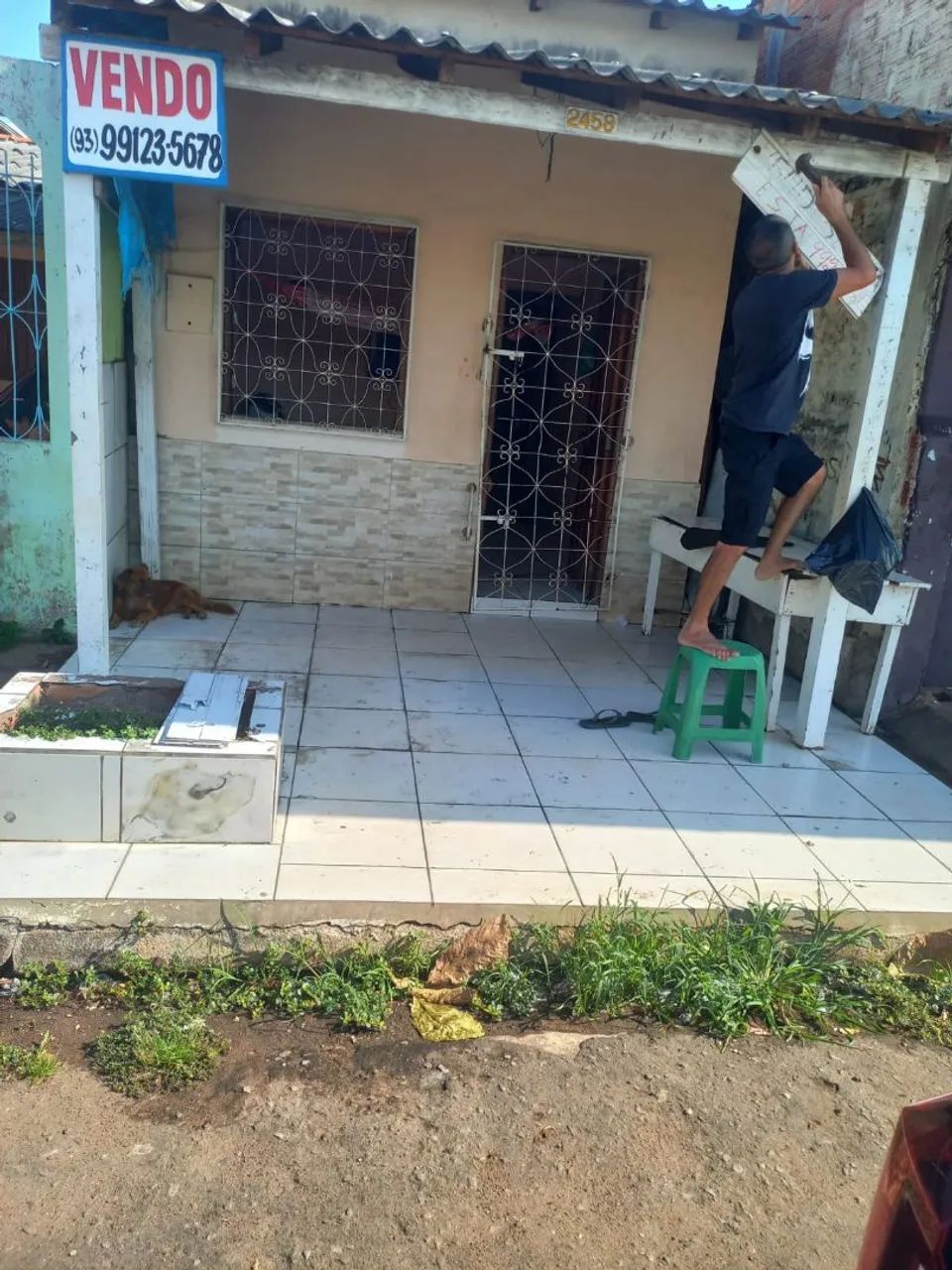 Vendo uma casa