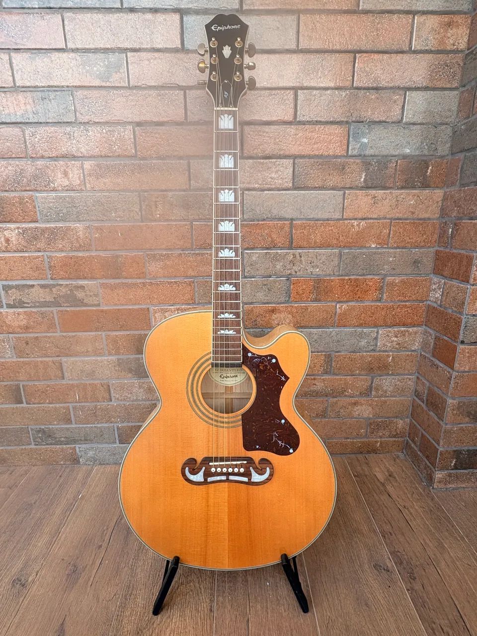 Violão Epiphone EJ-200 CE - Jumbo